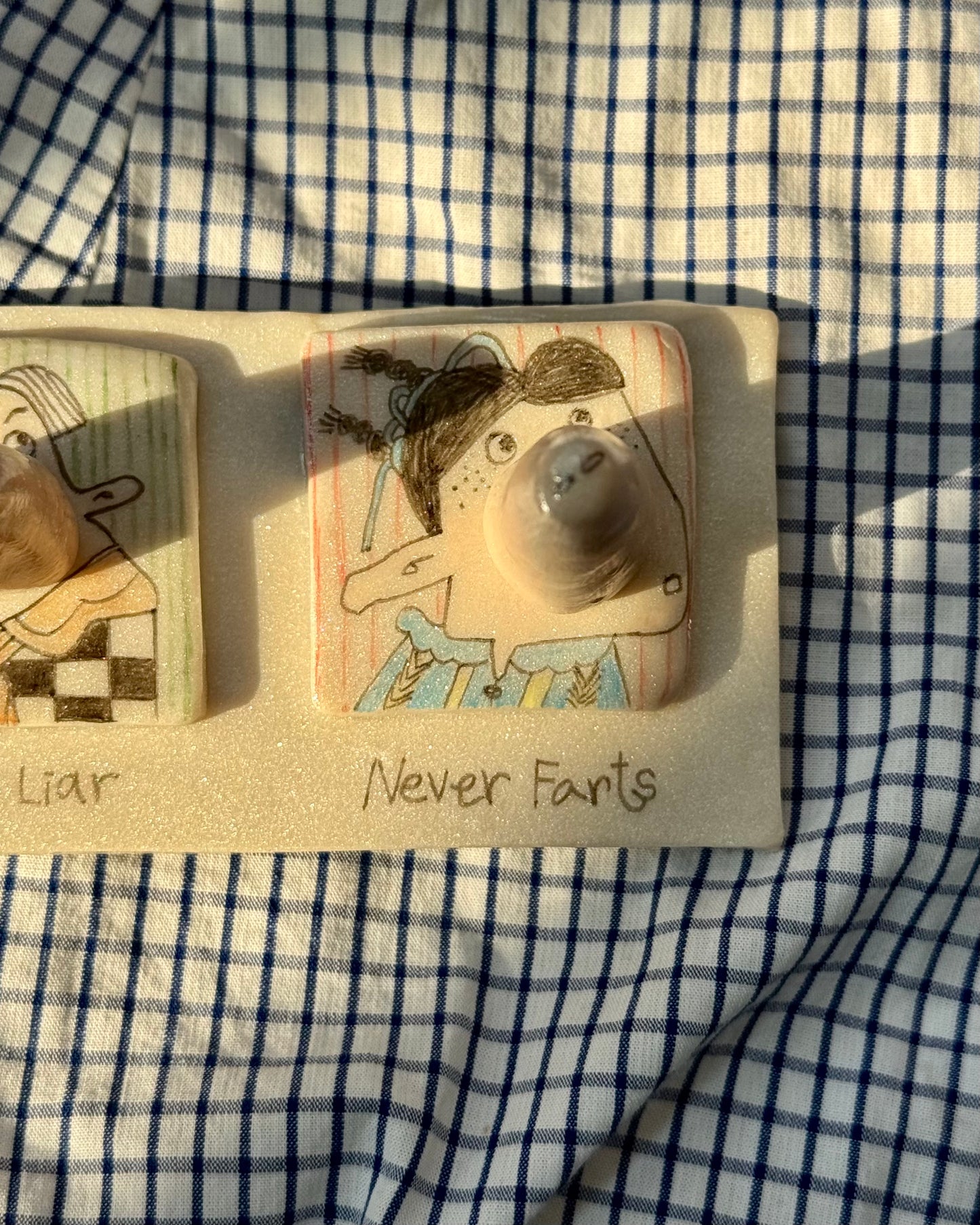 ‘Noses of Liars’ Ring Holder