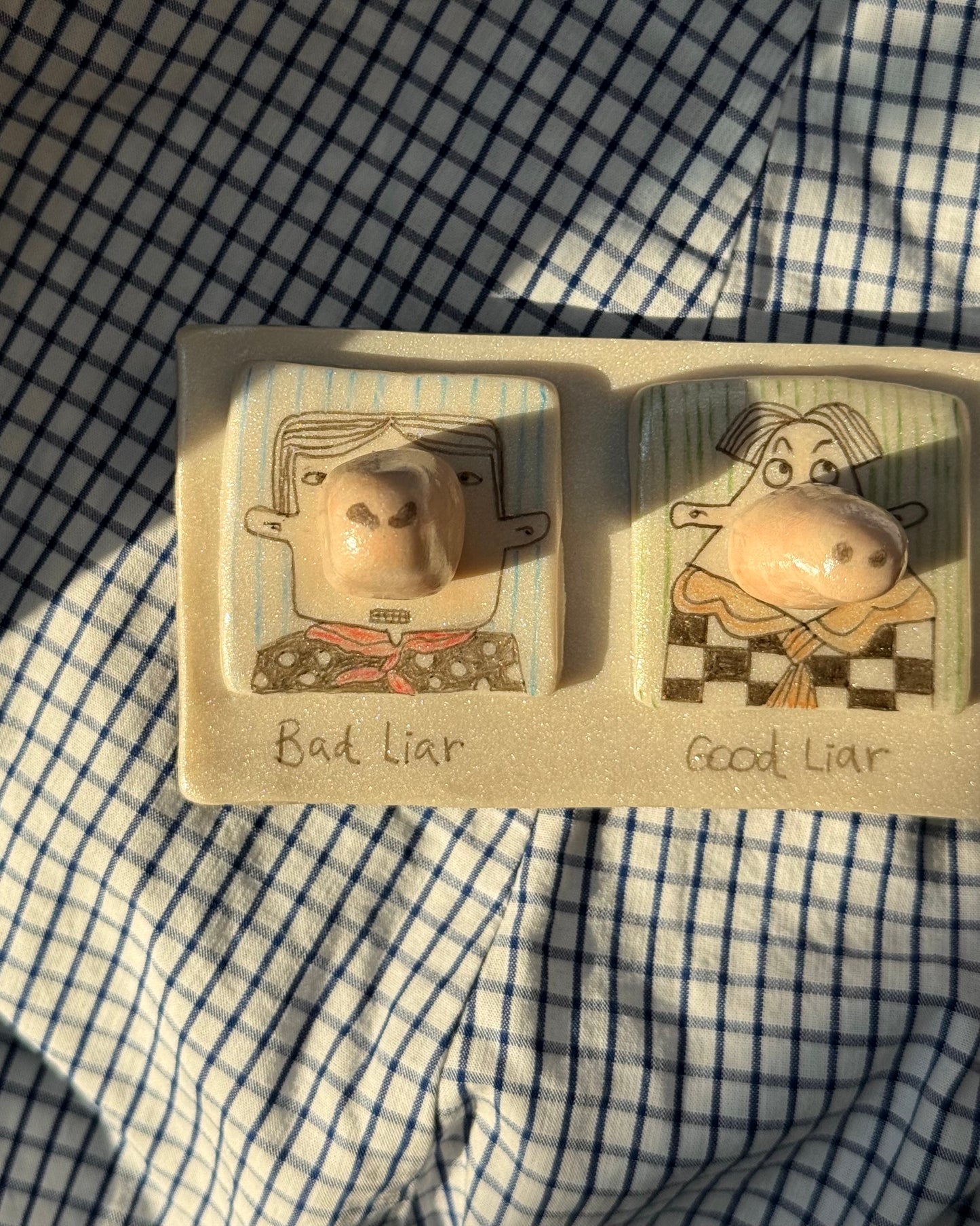 ‘Noses of Liars’ Ring Holder