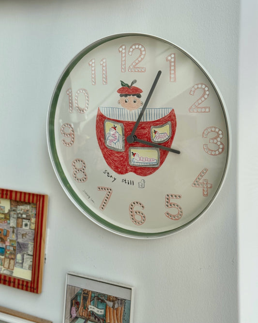Stay Still Clock